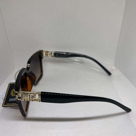 VG Bling Tortoise Women’s Sunglasses - Picture 3 of 3